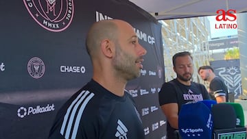 Mascherano no da pistas sobre la renovación de Messi