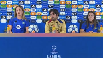 El tierra trágame de Alexia Putellas en rueda de prensa