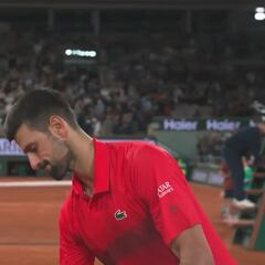 Lo que sucedió en la Chatrier cuando se iba Djokovic ya es historia de Roland Garros