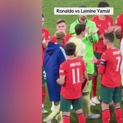 Cristiano le ofrece la mano a Lamine y lo que hace el español ha sido muy criticado: fíjense
