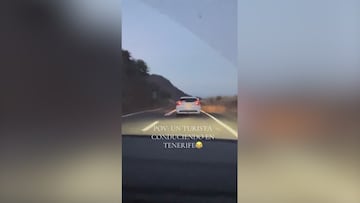 Captan la peculiar conducci¨®n de un turista en Tenerife: no van a dar cr¨¦dito