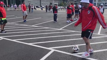 Aficionado japonés propone un 1vS1 y deja totalmente escaldado a un argentino de River: lleva 2M de visitas en ‘X’
