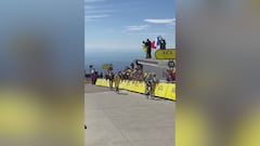 Amigos del Tour, esto no se hace: el demoledor primer plano de Pogacar adelantando a Enric Mas