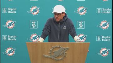 Mike McDaniel shocks with darkly funny “closer to death” morning quote