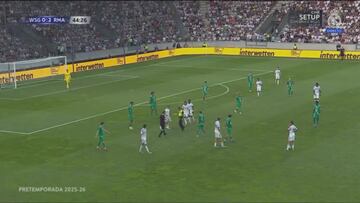 Mbappé takes selfie with pitch invader after security clash