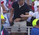 Un tenista del US Open regala su gorra a un niño y lo que hace un aficionado es lo más vergonzoso que se recuerda