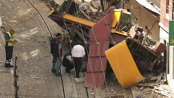 Top-view footage shows devastating Lisbon funicular accident