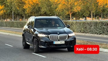 Un jugador llega sobre la bocina y otro llega tarde al entrenamiento de Xabi Alonso