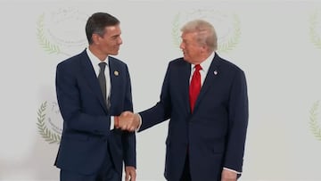 Así fue el momento en el que Trump y Pedro Sánchez se saludaron en la cumbre por la paz en Gaza