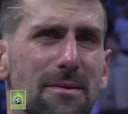 Djokovic se rompe a llorar cuando le ponen en el videomarcador imágenes de su entrenador fallecido