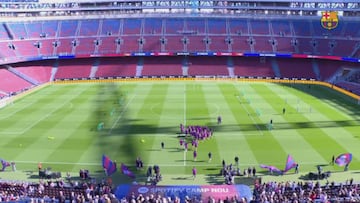 La primera reacción de los jugadores del Barça al saltar al Camp Nou: ojo a las caras...