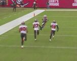 NFL fans stunned as TreVeyon Henderson checks with coaches mid-play
