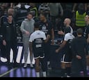 Increíble escena de los fans del Partizán con su equipo tras la dimisión de Obradovic
