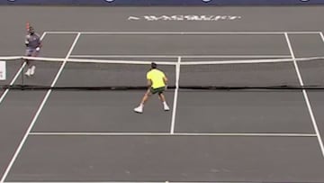 Lo tildan del mejor jugador para exhibiciones del mundo: vean a Alcaraz ‘humillar’ a Tiafoe