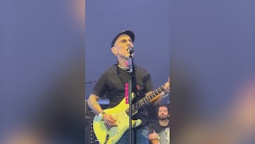 Fito se emociona tocando ‘Las nubes de tu pelo’, la canción que le escribió a Robe