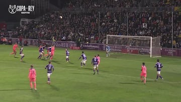 Cuando el pánico ya se respiraba apareció el 0-1 de la nada: vean la suerte que tuvo el Barça...