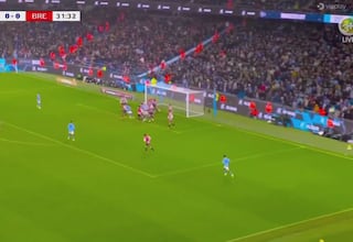 El golazo de Cherki del que Guardiola dice “hasta una mujer ciega sabe que fue fantástico”: alucinen con el golpeo