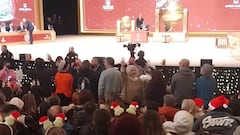 La protesta durante la Lotería de Navidad: tuvo que actuar la seguridad