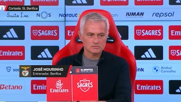 Se la tenía jurada y aprovechó: Mourinho manda callar y ‘castiga’ a un periodista en sala de prensa