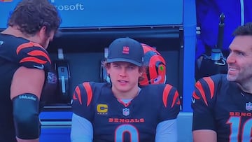 The Joe Flacco freeze: One of the strangest sideline moments of the season