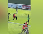El momento exacto de la lesión de Mbappé en el entreno a puerta abierta: su cara, un poema