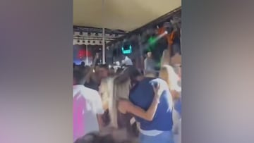 Cazan a Brady tonteando en Año Nuevo con una megainfluencer 23 años menor que él