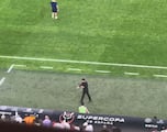 Hubo epílogo del pique Simeone vs Vinicius con el ‘7′ esperando al entrenador en la banda cuando pitó el árbitro
