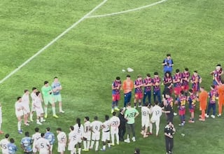 La frialdad de Lamine Yamal con Carvajal cuando le fue a saludar