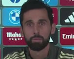 Tierra trágame total: la genial reacción de Arbeloa cuando un periodista le llama Xabi en su pregunta...