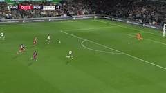 La dura reacción del máximo goleador del Racing tras el clamoroso error de su compañero para el 1-1 en el 94′