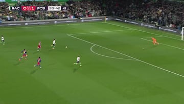 La dura reacción del máximo goleador del Racing tras el clamoroso error de su compañero para el 1-1 en el 94′