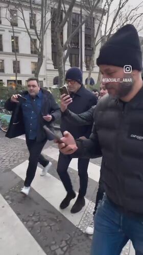 Indignación total en Francia por este incómodo momento que sufrió Zidane en las calles de París