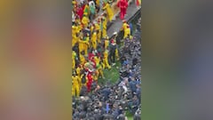 Da pánico: todos estos policías y agentes de seguridad de Marruecos contra la afición de Senegal que quería boicotear el penalti de Brahim