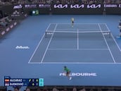 No cabe más grandeza: la emotiva reacción de Nadal al punto extraterrestre de Alcaraz que ha roto la final