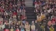 Le da un pelotazo a una trabajadora y su disculpa es viral en todo el mundo: atentos a este jugador japonés