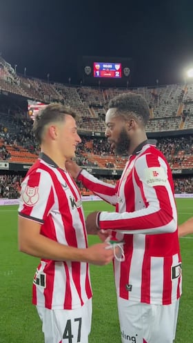 El detallazo de Iñaki con Monreal tras su debut: lo que le cantan desde la grada tiene mucho valor emocional