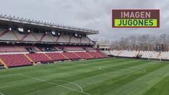 Aquí está la imagen, pueden juzgarla: así está el césped de Vallecas hoy sábado que ha propiciado la suspensión del partido