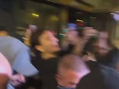 Así fue la salida de Mbappé de la cena de conjura blanca: atentos a su ‘outfit’