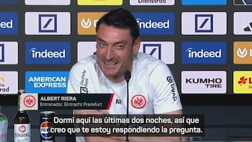 Riera explica las razones por las que duerme en la concentración: “Quiero que mi equipo sea mi espejo”