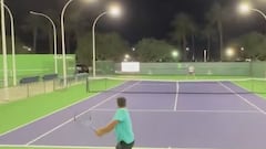 Se filtra un vídeo del hermano mayor de Alcaraz jugando al tenis: el shock es total