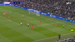 Un despropósito que tiene al culé echando fuego: incomprensible lo de Araujo en el 1-0