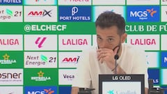 Enganchón entre Corberán y un periodista que le pregunta sobre su puesto de trabajo: alta tensión