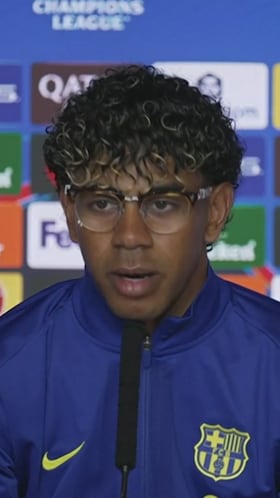 Lamine, gafas con mensaje para invocar a LeBron