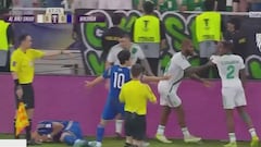 ¡Es la agresión más salvaje que se recuerda en una final!