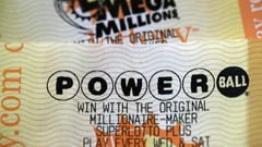 ¿Qué números salieron sorteados en Powerball hoy, lunes 29 de enero? Conoce los premios y ganadores del jackpot de $174 millones de dólares de la lotería.