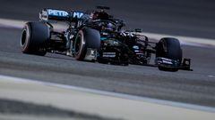27 November 2020, Bahrain, Sakhir: British Formula One driver Lewis Hamilton of Mercedes-AMG Petronas drives during a practice session of the Formula 1 Bahrain Grand Prix at Bahrain International Circuit. Photo: James Gasperotti/ZUMA Wire/dpa
 27/11/2020 ONLY FOR USE IN SPAIN