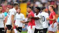 Tempers heat up as Jesse Lingard of Nottingham Forest attempts to calm things down during the Pre-season Friendly match between Nottingham Forest and Valencia CF at Meadow Lane, Nottingham on Saturday 30th July 2022.  (Photo by Jon Hobley/MI News/NurPhoto via Getty Images)