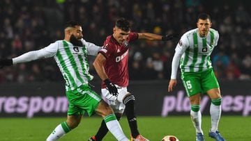 Sparta Praha's Albanian midfielder #20 Qazim Laci and Real Betis' French midfielder #08 Nabil Fekir vie for the ball during the UEFA Europa League Group C football match between Sparta Praha and Real Betis in Prague, on November 30, 2023. (Photo by Michal Cizek / AFP)