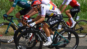 UTRECHT, NETHERLANDS - AUGUST 20: Sergio Andres Higuita Garcia of Colombia and Team Bora - Hansgrohe competes during the 77th Tour of Spain 2022, Stage 2 a 175,1km stage from `s-Hertogenbosch to Utrecht / #LaVuelta22 / #WorldTour / on August 20, 2022 in Utrecht, Netherlands. (Photo by Tim de Waele/Getty Images)