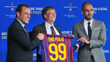 The US philanthropist during a Unicef initiative at Camp Nou with former president Sandro Rosell (L) and Pep Guardiola.